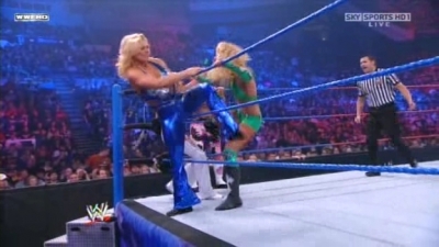 WWE_Bragging_Rights_2009_Kelly_Kelly_Gail_Kim_Melina_vs_Michelle_McCool_Beth_Natalya_XviD_avi_000361360.jpg