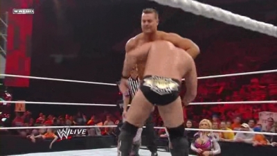 WWE_Monday_Night_Raw_2010_05_10_HDTV_XviD-WB_avi_001168435.jpg