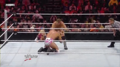 WWE_Monday_Night_Raw_2010_05_10_HDTV_XviD-WB_avi_001216516.jpg