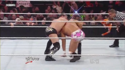 WWE_Monday_Night_Raw_2010_05_10_HDTV_XviD-WB_avi_001247347.jpg