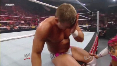 WWE_Monday_Night_Raw_2010_05_10_HDTV_XviD-WB_avi_001389489.jpg
