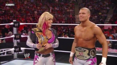 WWE_Monday_Night_Raw_2010_05_10_HDTV_XviD-WB_avi_003160493.jpg