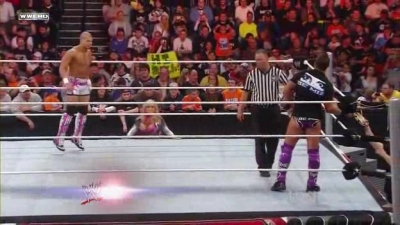 WWE_Monday_Night_Raw_2010_05_10_HDTV_XviD-WB_avi_003211511.jpg