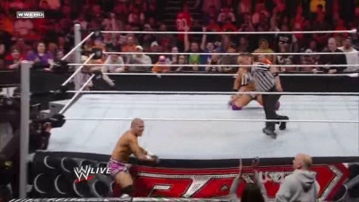 WWE_Monday_Night_Raw_2010_05_10_HDTV_XviD-WB_avi_003259759.jpg