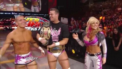 WWE_Monday_Night_Raw_2010_05_10_HDTV_XviD-WB_avi_003277977.jpg