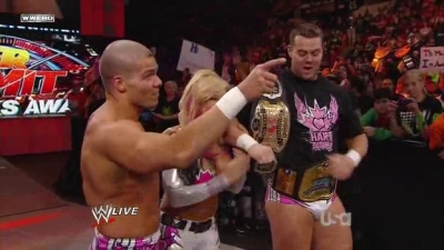 WWE_Monday_Night_Raw_2010_05_10_HDTV_XviD-WB_avi_003288621.jpg