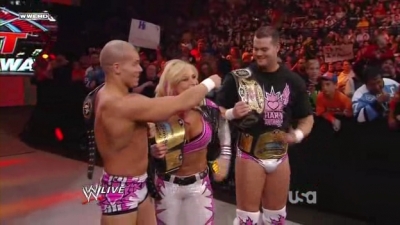 WWE_Monday_Night_Raw_2010_05_10_HDTV_XviD-WB_avi_003314114.jpg