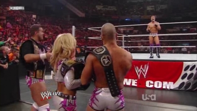 WWE_Monday_Night_Raw_2010_05_10_HDTV_XviD-WB_avi_003317083.jpg