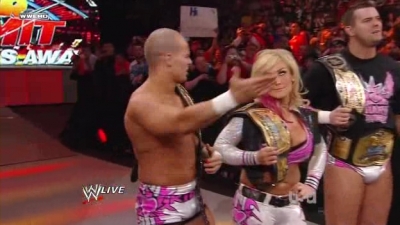 WWE_Monday_Night_Raw_2010_05_10_HDTV_XviD-WB_avi_003324224.jpg