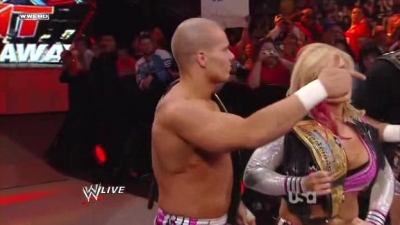 WWE_Monday_Night_Raw_2010_05_10_HDTV_XviD-WB_avi_003324858.jpg