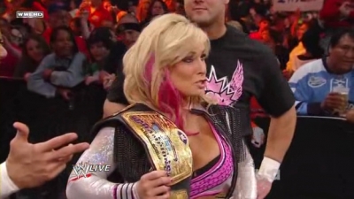 WWE_Monday_Night_Raw_2010_05_10_HDTV_XviD-WB_avi_003339739.jpg