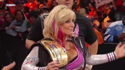 WWE_Monday_Night_Raw_2010_05_10_HDTV_XviD-WB_avi_003340240.jpg