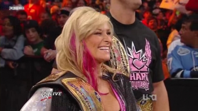WWE_Monday_Night_Raw_2010_05_10_HDTV_XviD-WB_avi_003346146.jpg