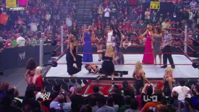 WWE_Monday_Night_RAW_2009_12_14_The_Slammy_Awards_CD2_HDTV_XviD-KYR_WRESTLiNGBAY_COM_avi_002100965.jpg