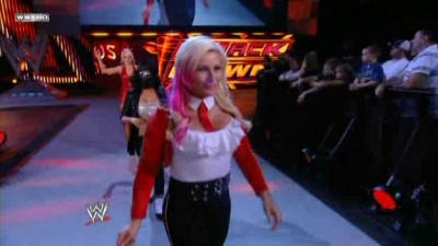 WWE_Friday_Night_Smackdown_2009_10_30_WS_PDTV_XviD-KYR_WRESTLiNGBAY_COM(2)_avi_003880513.jpg