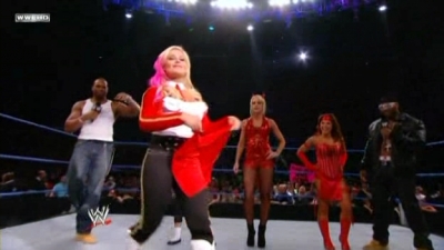 WWE_Friday_Night_Smackdown_2009_10_30_WS_PDTV_XviD-KYR_WRESTLiNGBAY_COM(2)_avi_003953620.jpg