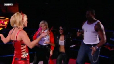 WWE_Friday_Night_Smackdown_2009_10_30_WS_PDTV_XviD-KYR_WRESTLiNGBAY_COM(2)_avi_004065999.jpg