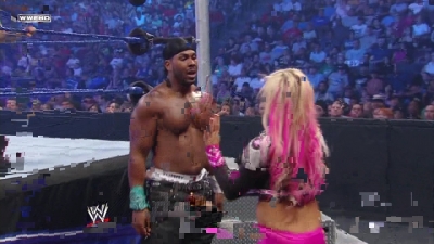 WWE_SmackDown_07_10_09_Natalya_720p_XviD_avi_000069402.jpg