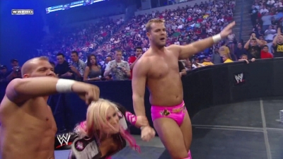 WWE_SmackDown_07_10_09_Natalya_720p_XviD_avi_000094828.jpg