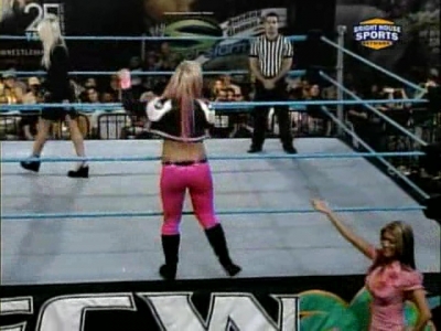 Florida_Championship_Wrestling_5_24_09_avi_000976075.jpg
