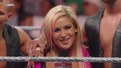ECW_on_SCiFi_05_26_09_Natalya_Ring_Segment_720p_AC3_5_1_XviD_avi_000118118.jpg