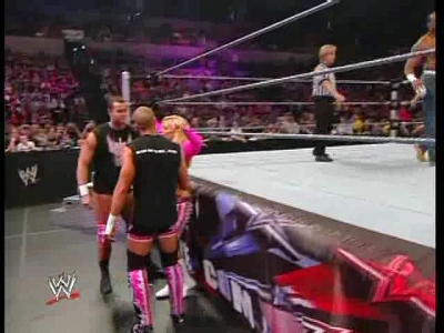 Superstars_10_09_09_Cryme_Tyme_vs_The_Hart_Dynasty_avi_000102502.jpg