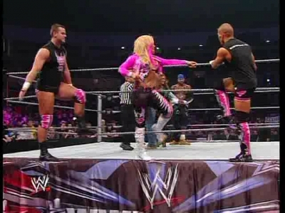 Superstars_10_09_09_Cryme_Tyme_vs_The_Hart_Dynasty_avi_000107740.jpg