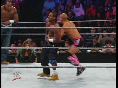 Superstars_10_09_09_Cryme_Tyme_vs_The_Hart_Dynasty_avi_000153419.jpg