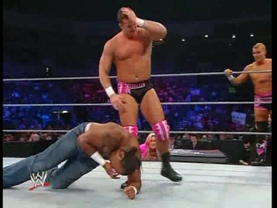 Superstars_10_09_09_Cryme_Tyme_vs_The_Hart_Dynasty_avi_000248514.jpg