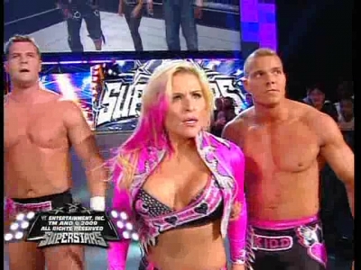 Superstars_10_09_09_Cryme_Tyme_vs_The_Hart_Dynasty_avi_000798364.jpg
