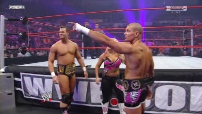WWE_Over_The_Limit_2010_PPV_HDTV_XviD_Freak_pt1_WRESTLINGBAY_COM_avi_004093080.jpg