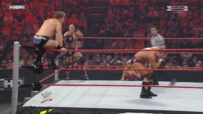 WWE_Over_The_Limit_2010_PPV_HDTV_XviD_Freak_pt1_WRESTLINGBAY_COM_avi_004449120.jpg