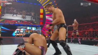 WWE_Over_The_Limit_2010_PPV_HDTV_XviD_Freak_pt1_WRESTLINGBAY_COM_avi_004556960.jpg