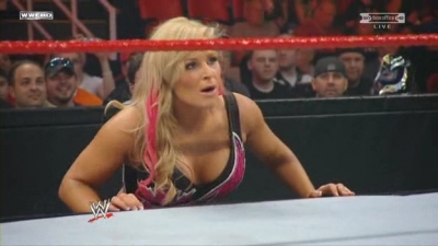 WWE_Over_The_Limit_2010_PPV_HDTV_XviD_Freak_pt1_WRESTLINGBAY_COM_avi_004581760.jpg