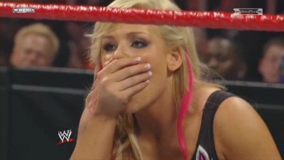 WWE_Over_The_Limit_2010_PPV_HDTV_XviD_Freak_pt1_WRESTLINGBAY_COM_avi_004708520.jpg