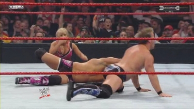 WWE_Over_The_Limit_2010_PPV_HDTV_XviD_Freak_pt1_WRESTLINGBAY_COM_avi_004729360.jpg