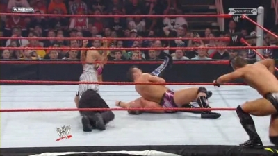 WWE_Over_The_Limit_2010_PPV_HDTV_XviD_Freak_pt1_WRESTLINGBAY_COM_avi_004831000.jpg