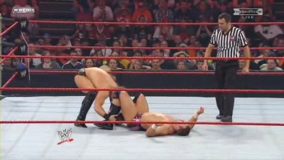 WWE_Over_The_Limit_2010_PPV_HDTV_XviD_Freak_pt1_WRESTLINGBAY_COM_avi_004862280.jpg