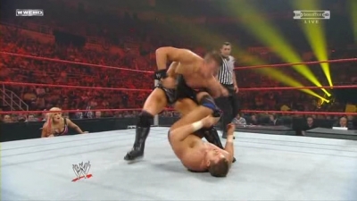 WWE_Over_The_Limit_2010_PPV_HDTV_XviD_Freak_pt1_WRESTLINGBAY_COM_avi_004871960.jpg