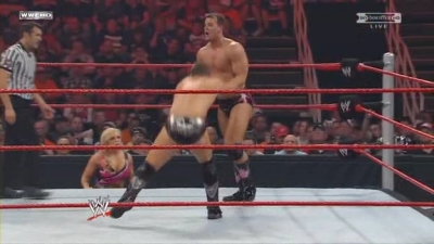 WWE_Over_The_Limit_2010_PPV_HDTV_XviD_Freak_pt1_WRESTLINGBAY_COM_avi_004882160.jpg