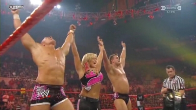 WWE_Over_The_Limit_2010_PPV_HDTV_XviD_Freak_pt1_WRESTLINGBAY_COM_avi_004941960.jpg