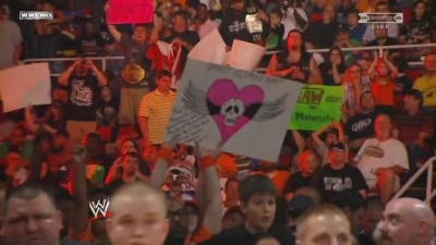 WWE_Over_The_Limit_2010_PPV_HDTV_XviD_Freak_pt1_WRESTLINGBAY_COM_avi_004961280.jpg