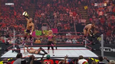 WWE_Over_The_Limit_2010_PPV_HDTV_XviD_Freak_pt1_WRESTLINGBAY_COM_avi_004964160.jpg