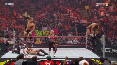 WWE_Over_The_Limit_2010_PPV_HDTV_XviD_Freak_pt1_WRESTLINGBAY_COM_avi_004964840.jpg