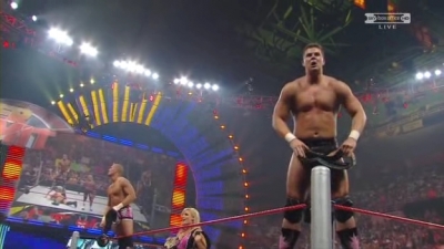 WWE_Over_The_Limit_2010_PPV_HDTV_XviD_Freak_pt1_WRESTLINGBAY_COM_avi_004968600.jpg