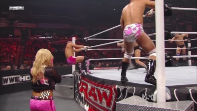 WWE_Monday_Night_Raw_2010_09_27_mp4_003780710.jpg