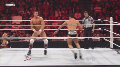 WWE_Monday_Night_Raw_2010_09_27_mp4_003907970.jpg