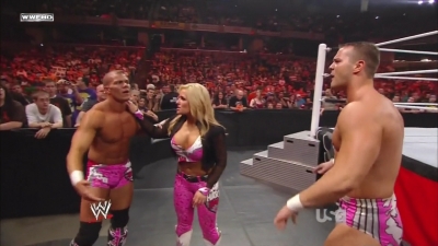 WWE_Monday_Night_Raw_2010_09_27_mp4_003999462.jpg