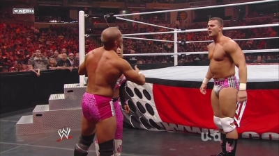 WWE_Monday_Night_Raw_2010_09_27_mp4_004000730.jpg