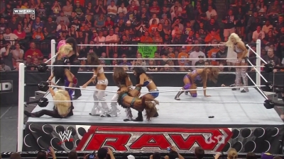 WWE_Monday_Night_Raw_2010_09_27_mp4_000916916.jpg